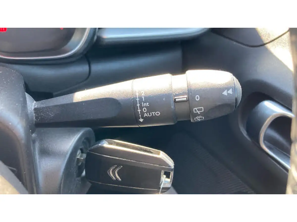 2018-citroen-c3-12-puretech-flair-82ps-big-22