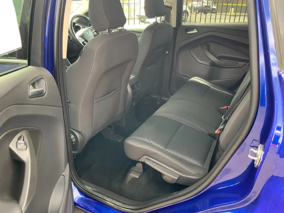2018-ford-kuga-15tdci-zetec-big-20