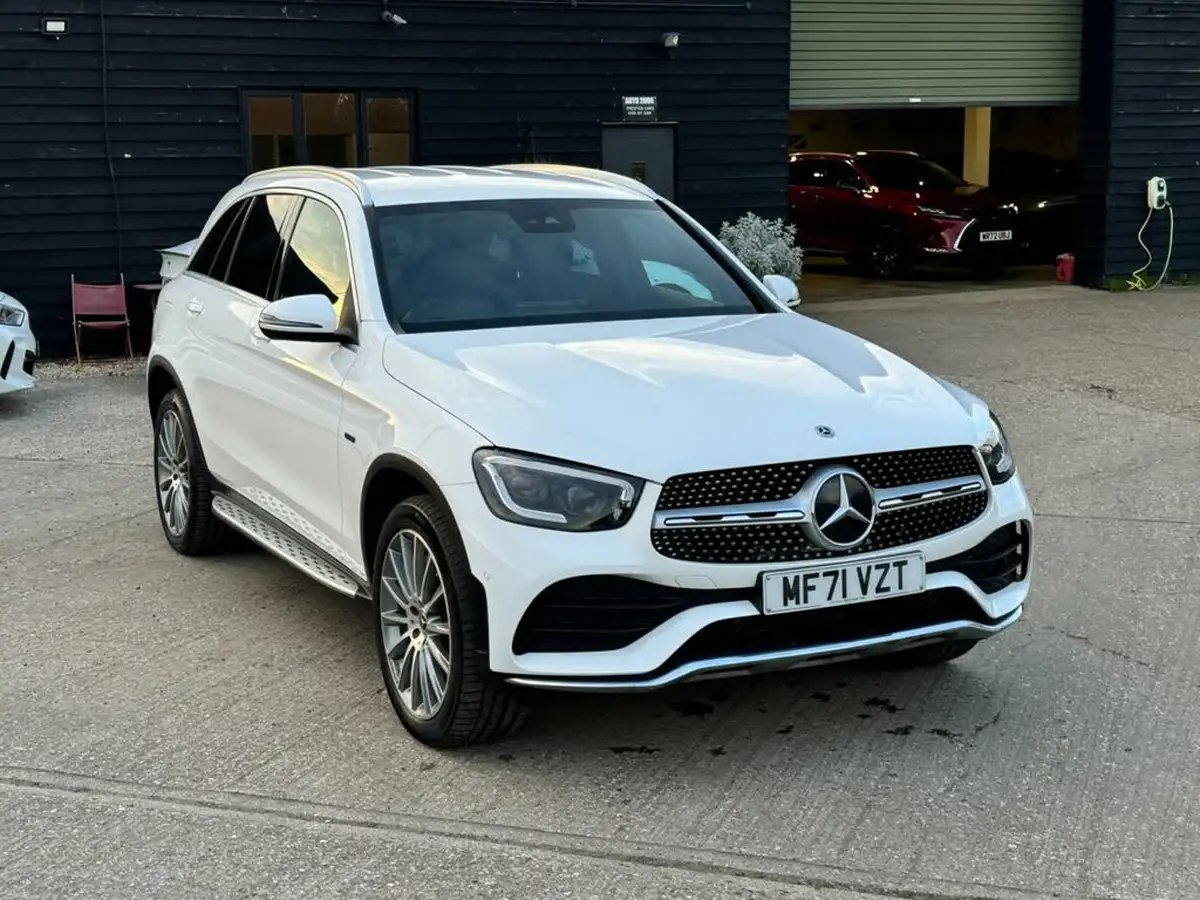 2021-mercedes-benz-glc-class-20-glc300e-amg-line-premium-320ps-station-wagon-5d-big-3