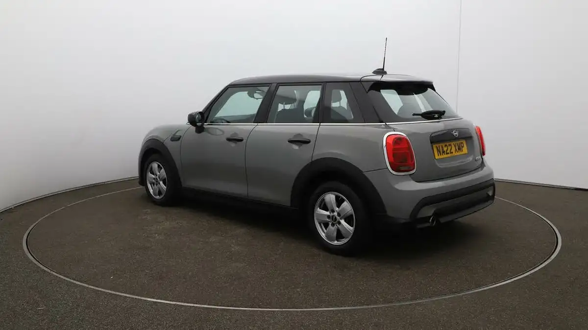 2022-mini-cooper-15-cooper-classic-hatchback-5d-big-53