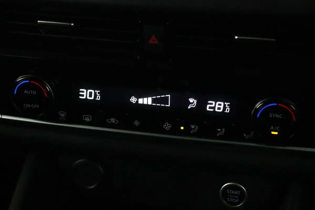 2021-nissan-qashqai-13-dig-t-acenta-premium-140ps-big-20