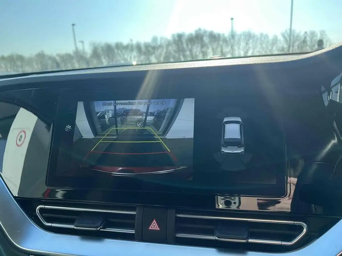 2022-kia-e-niro-ev-3-big-4
