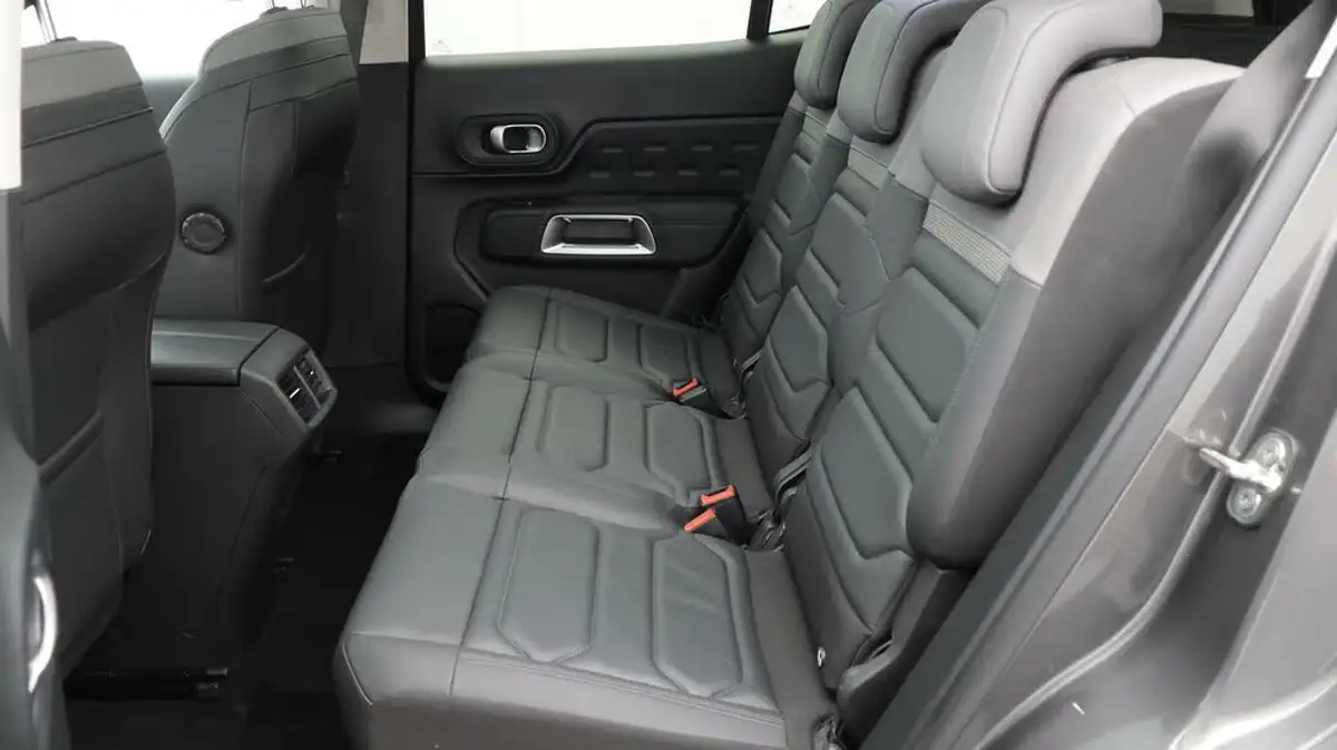 2023-citroen-c5-aircross-12-puretech-c-series-edition-130ps-ss-eat8-big-16