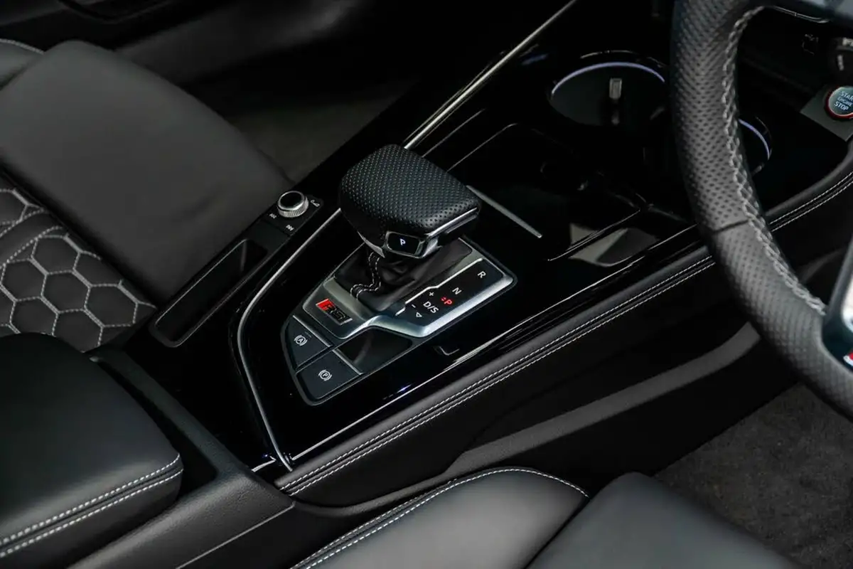 2024-audi-rs4-avant-29-tfsi-vorsprung-big-33