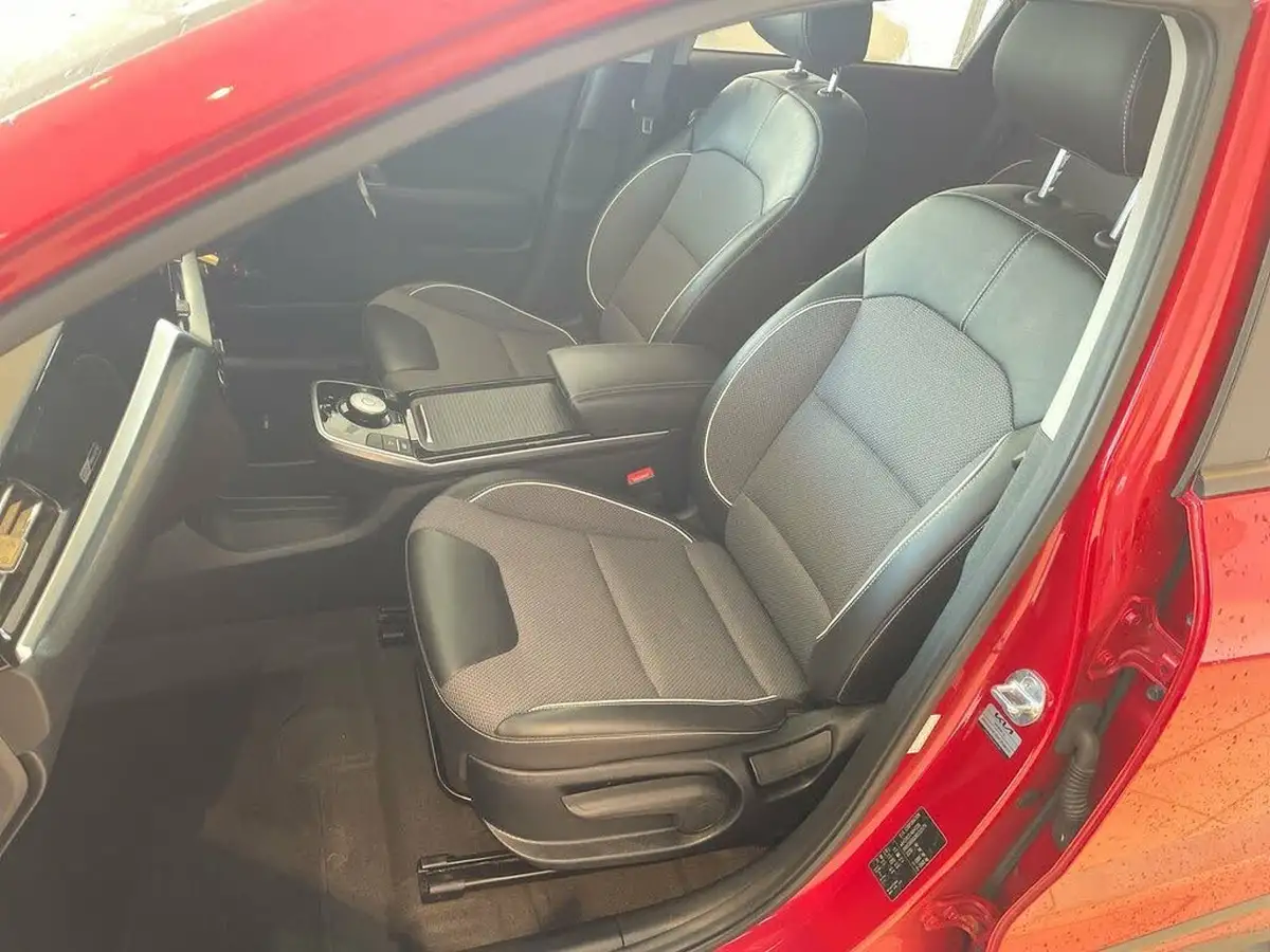 2021-kia-e-niro-ev-2-64-big-14