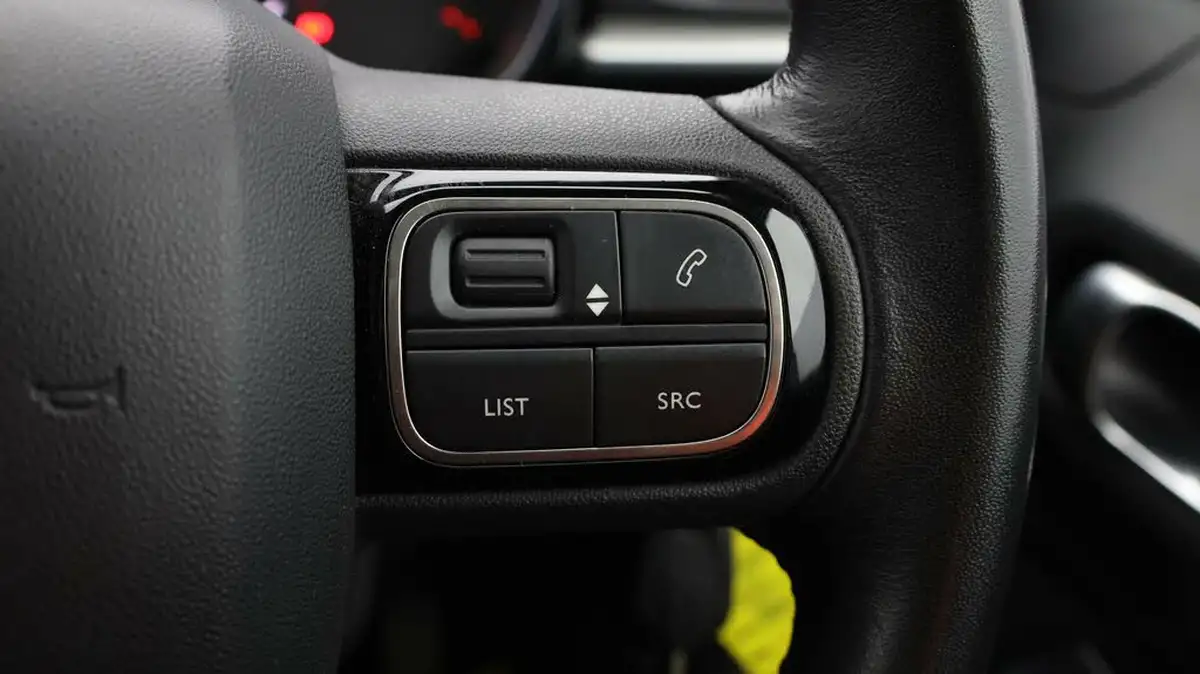 2018-citroen-c3-12-puretech-flair-82ps-big-22