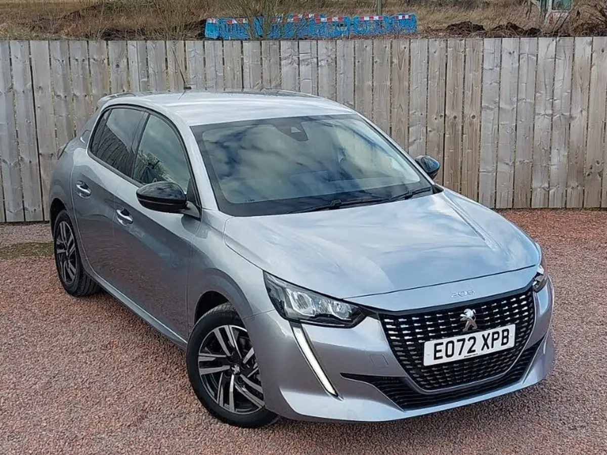 2023-peugeot-208-12-puretech-allure-premium-100ps-eat8-big-12