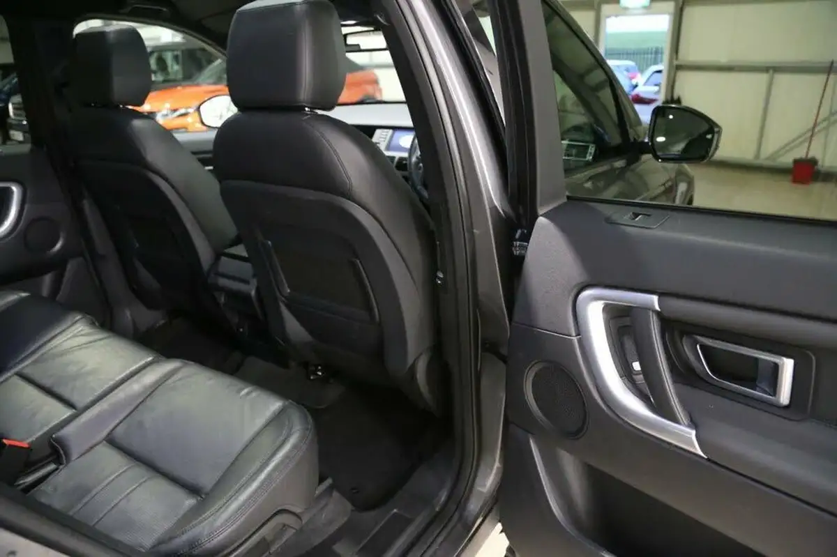 2018-land-rover-discovery-sport-20td4-landmark-big-32