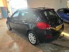 2010-renault-clio-15td-dynamique-tom-tom-88bhp-sport-tourer-5d-small-2