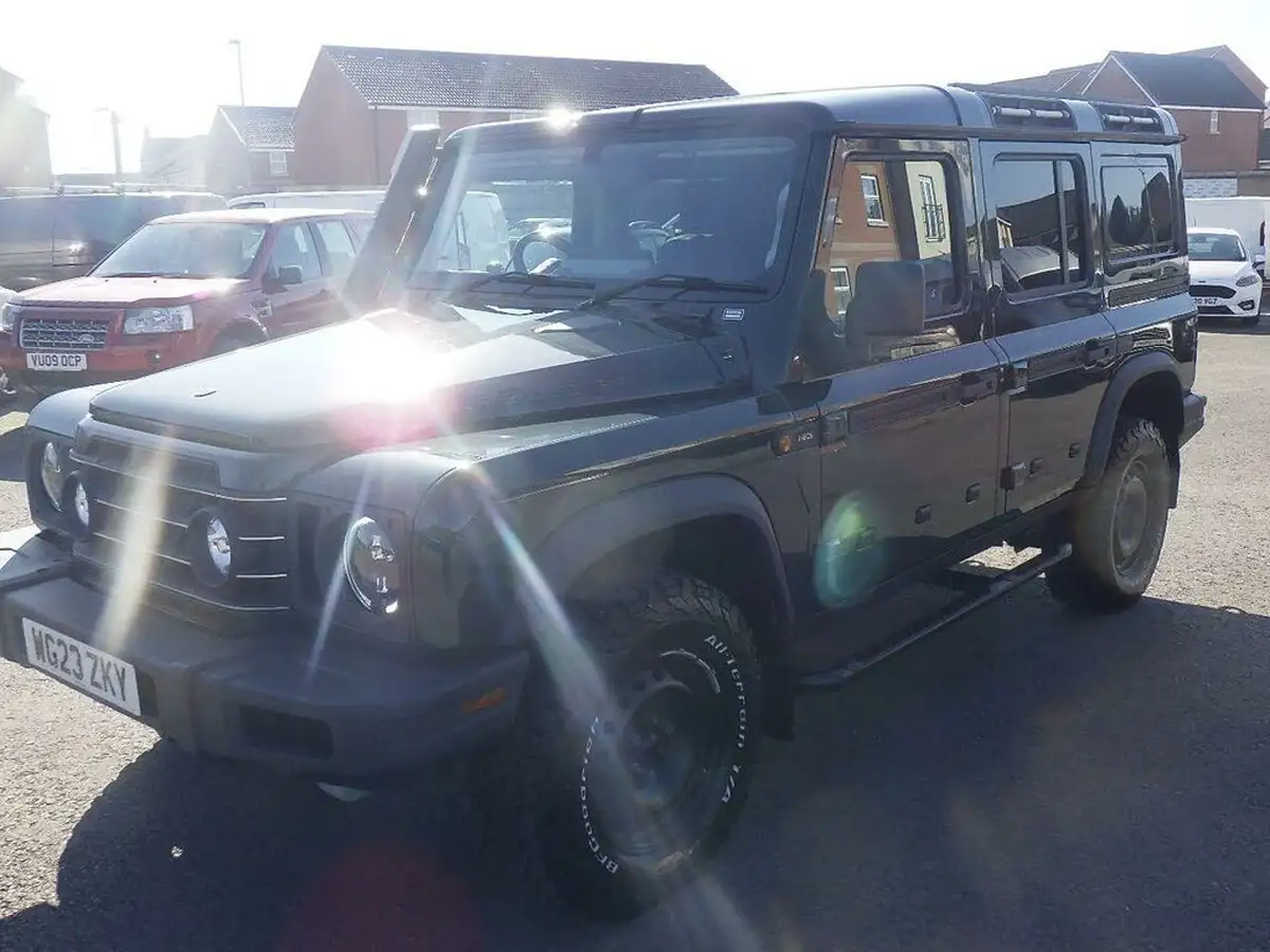 2023-ineos-grenadier-30td-249ps-4x4-station-wagon-5d-auto-big-2