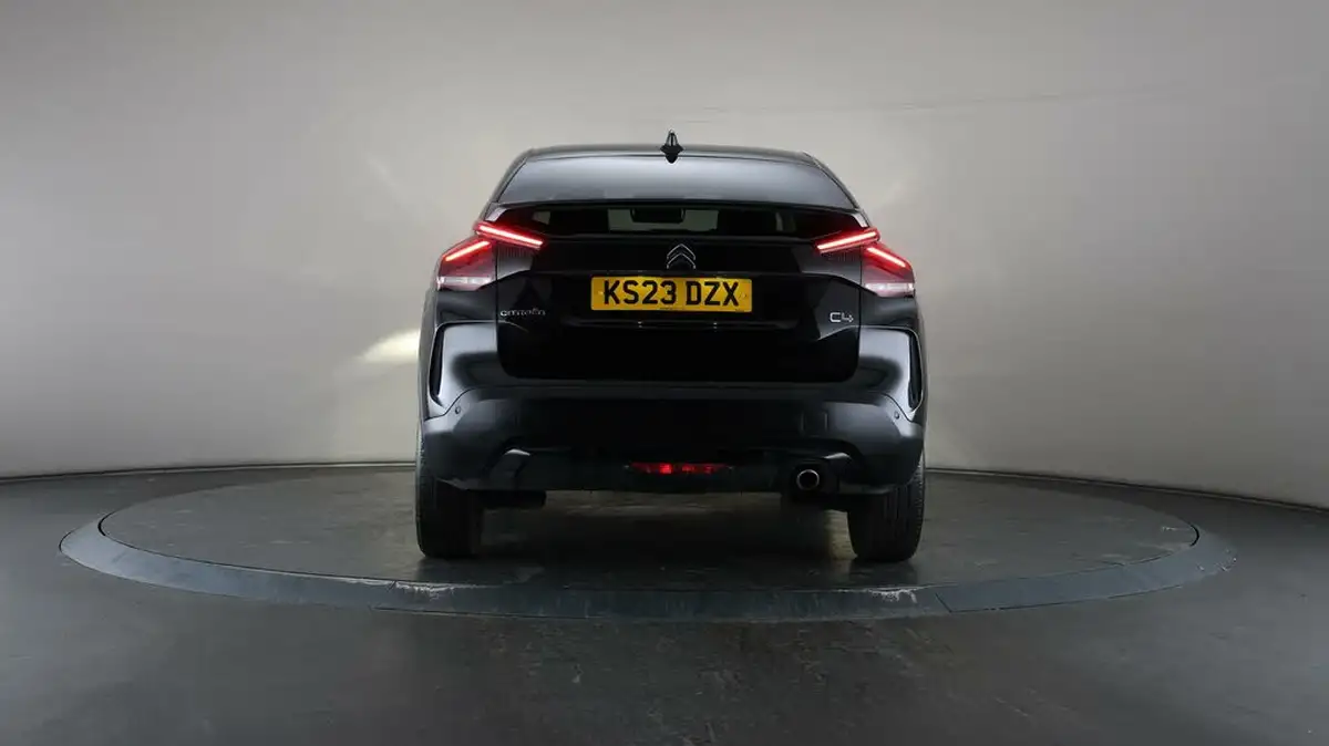 2023-citroen-c4-15bluehdi-shine-plus-big-28