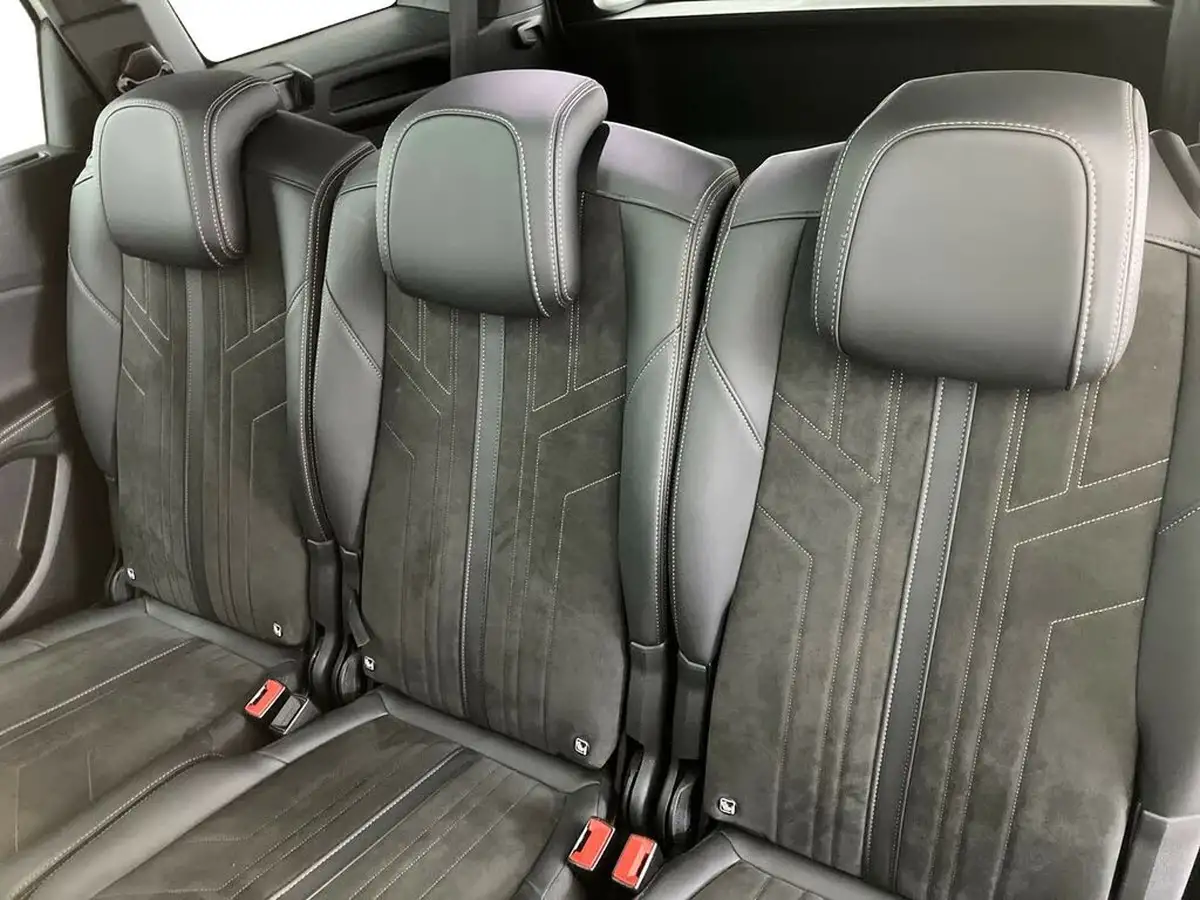 2022-peugeot-5008-suv-12-puretech-gt-premium-big-18