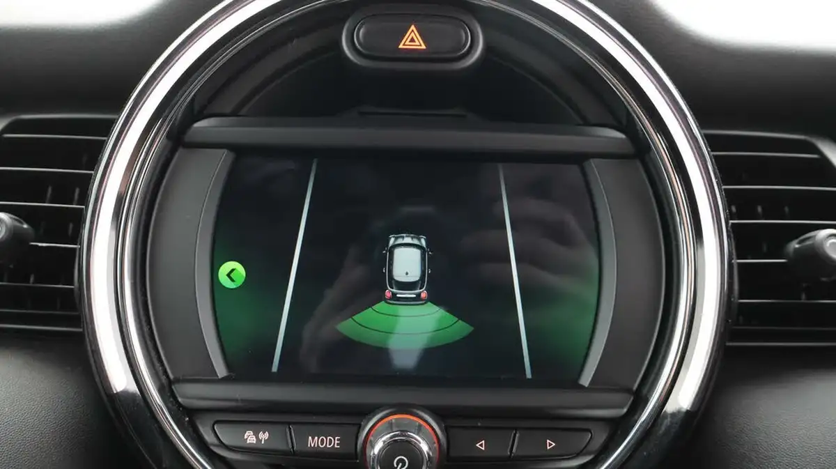 2020-mini-cooper-20-cooper-s-sport-189bhp-hatchback-3d-auto-big-24