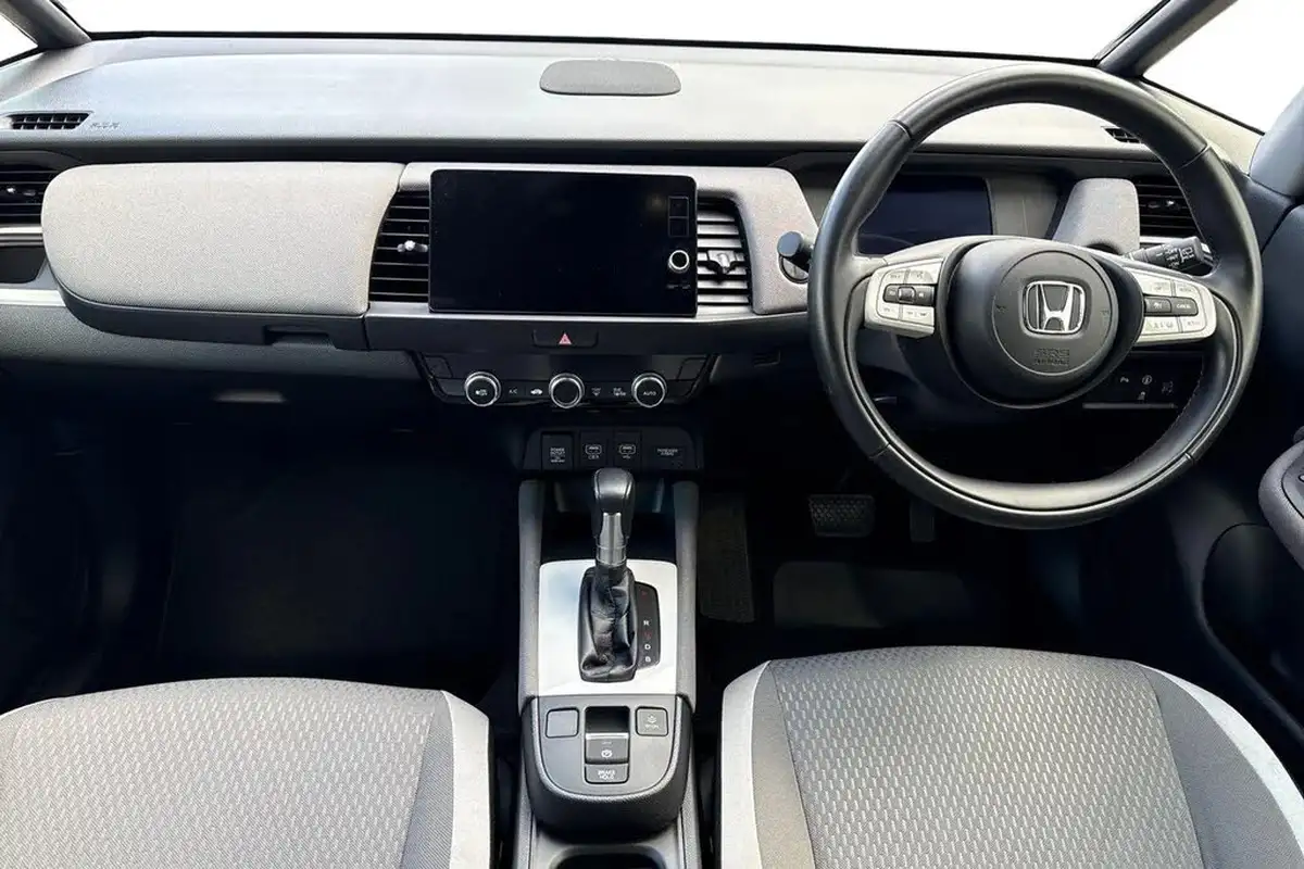 2020-honda-jazz-15-i-mmd-crosstar-ex-big-3