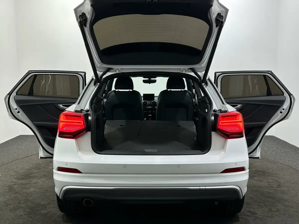 2019-audi-q2-10-30-tfsi-s-line-big-41