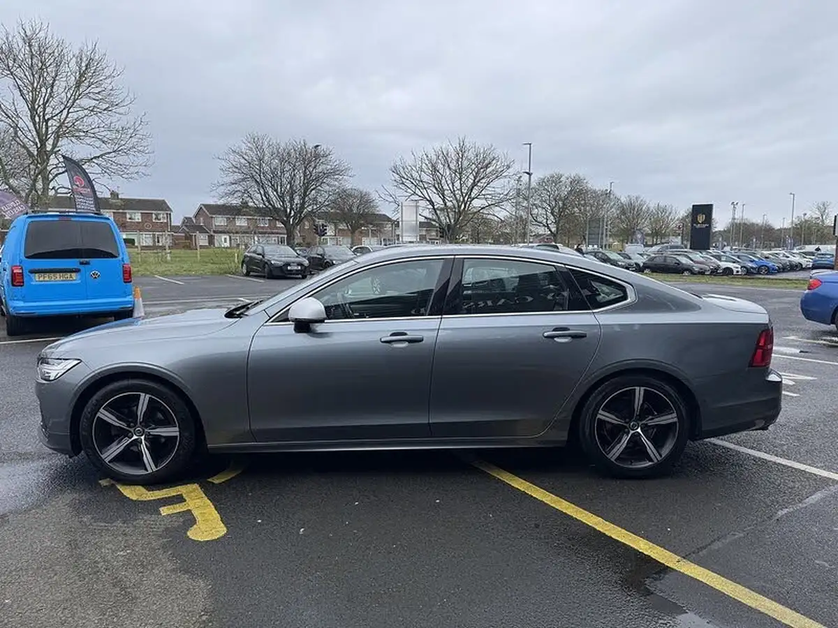 2018-volvo-s90-20td-d4-r-design-big-54