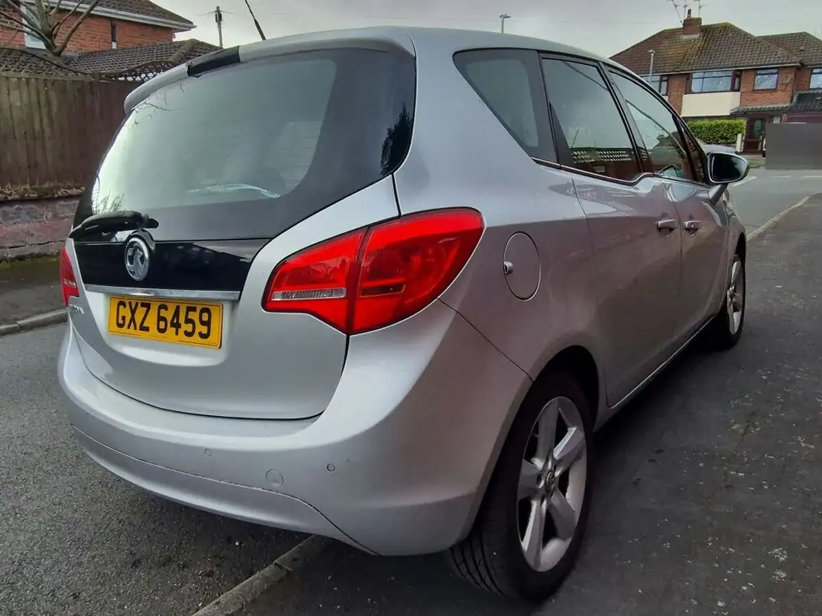 2014-vauxhall-meriva-14-tech-line-big-2