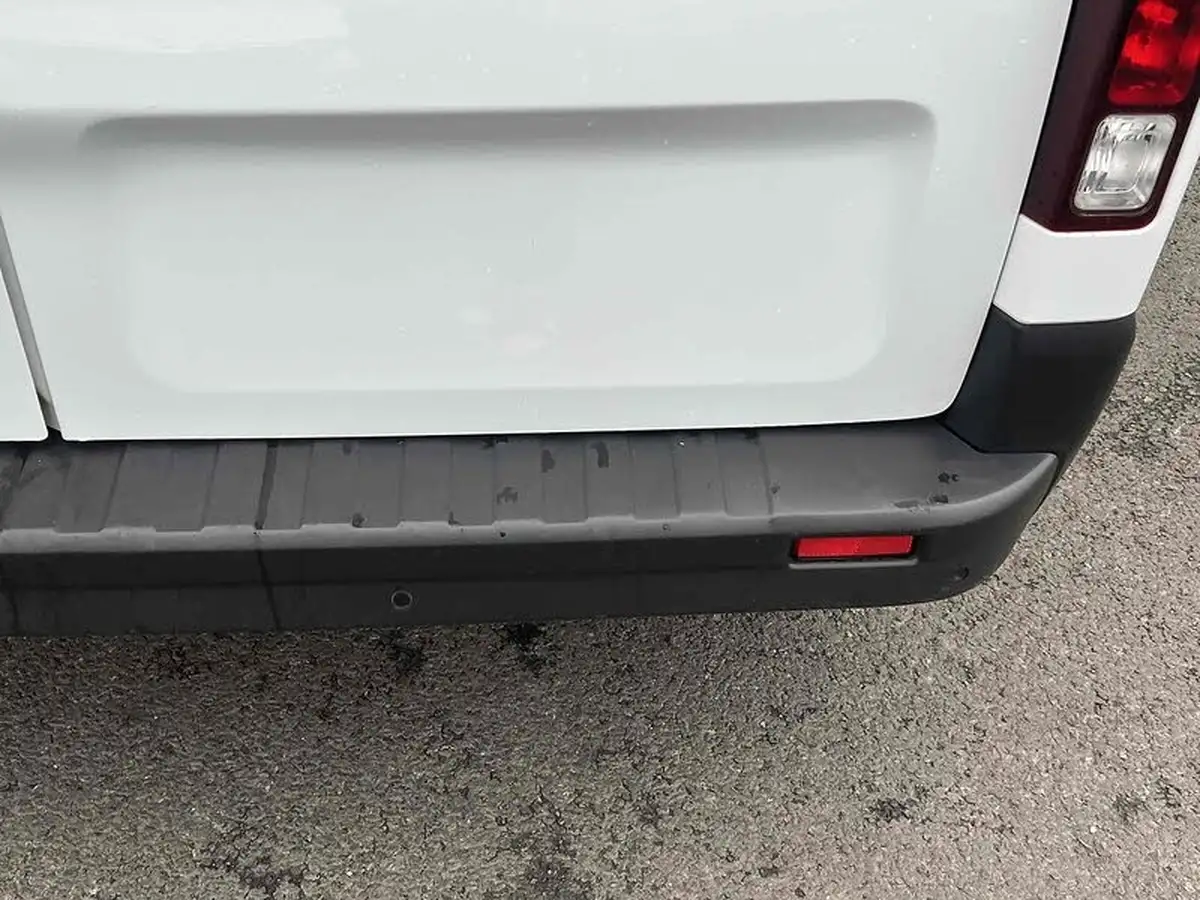 2021-renault-trafic-20dci-ll30-energy-120-business-panel-big-11
