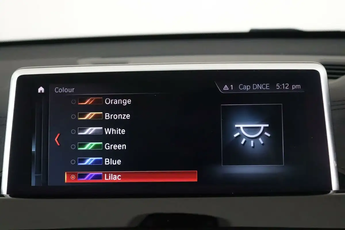 2019-bmw-x1-15-sdrive18i-xline-big-35