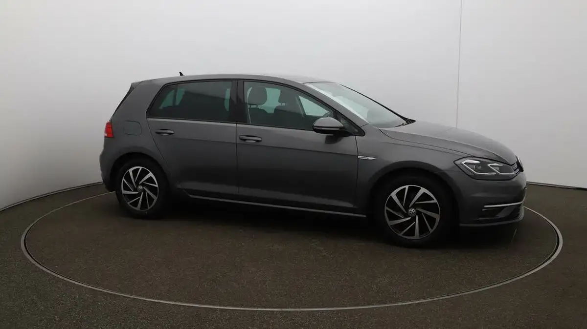 2019-volkswagen-golf-15-tsi-match-edition-130ps-hatchback-big-39