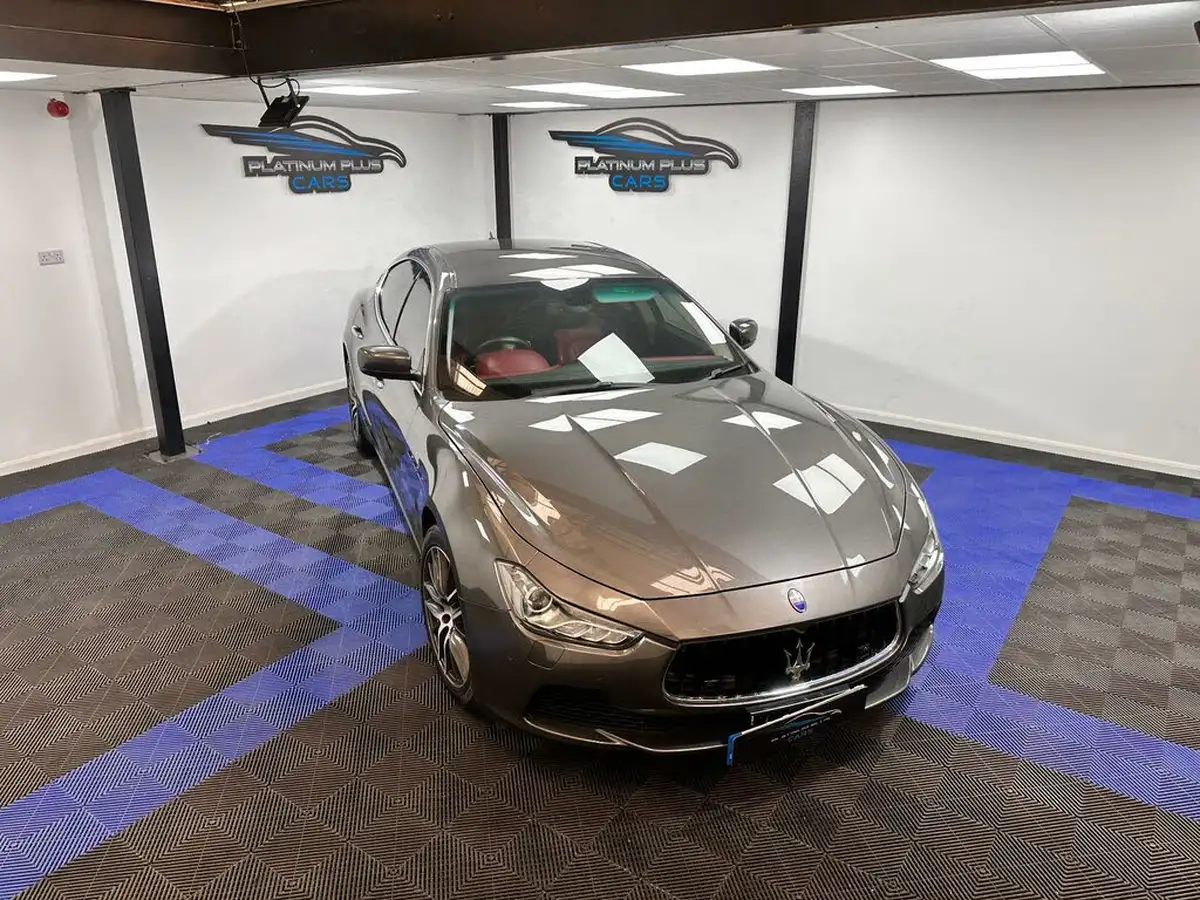 2016-maserati-ghibli-30-big-18