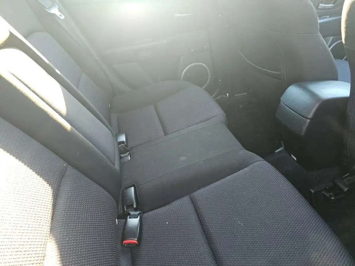 2007-mazda-mazda3-16-tamura-big-9