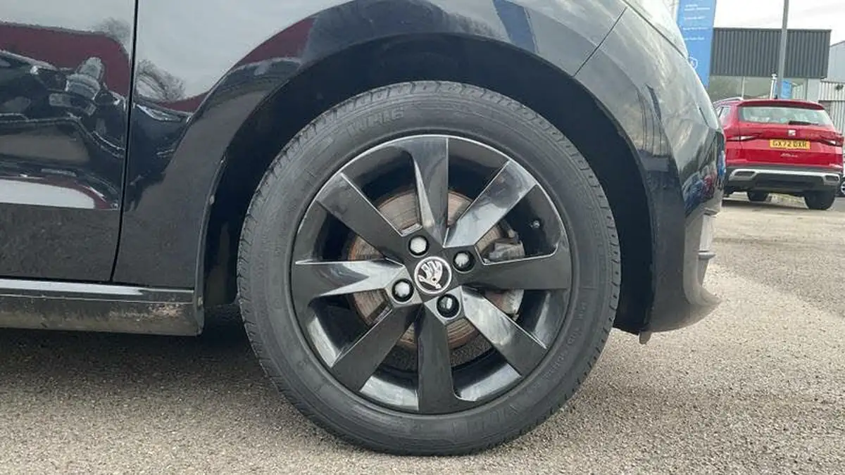 2019-skoda-citigo-10-colour-edition-5d-big-4