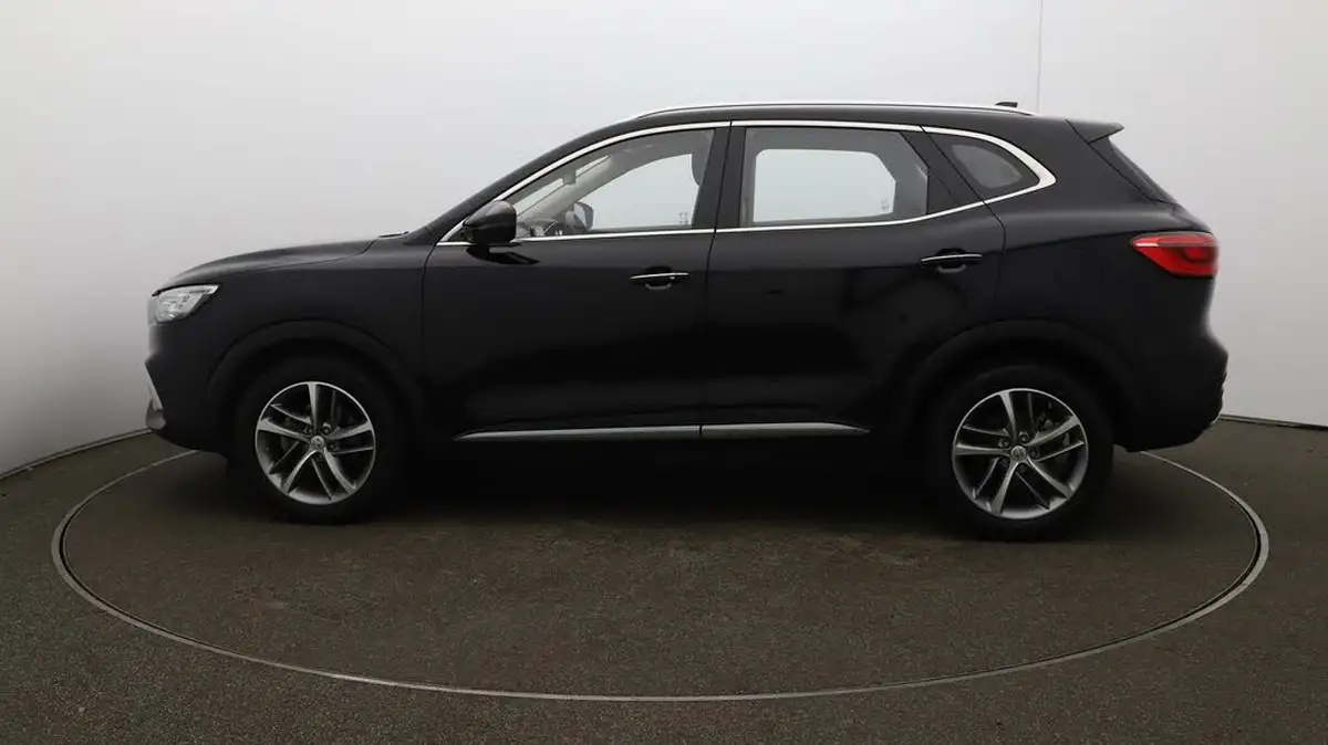 2022-mg-hs-15t-gdi-excite-162ps-big-55