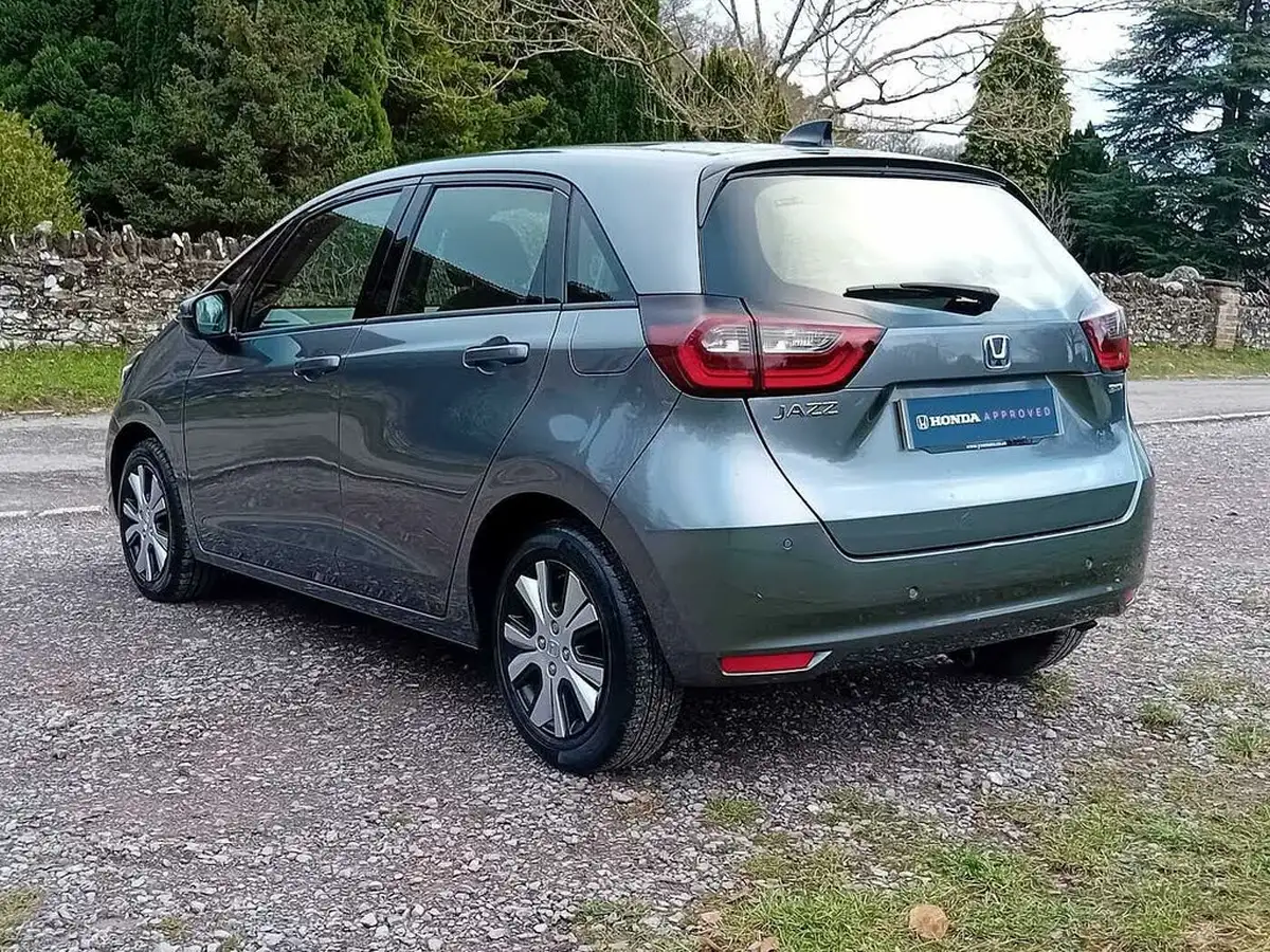 2022-honda-jazz-15-i-mmd-sr-109ps-big-2