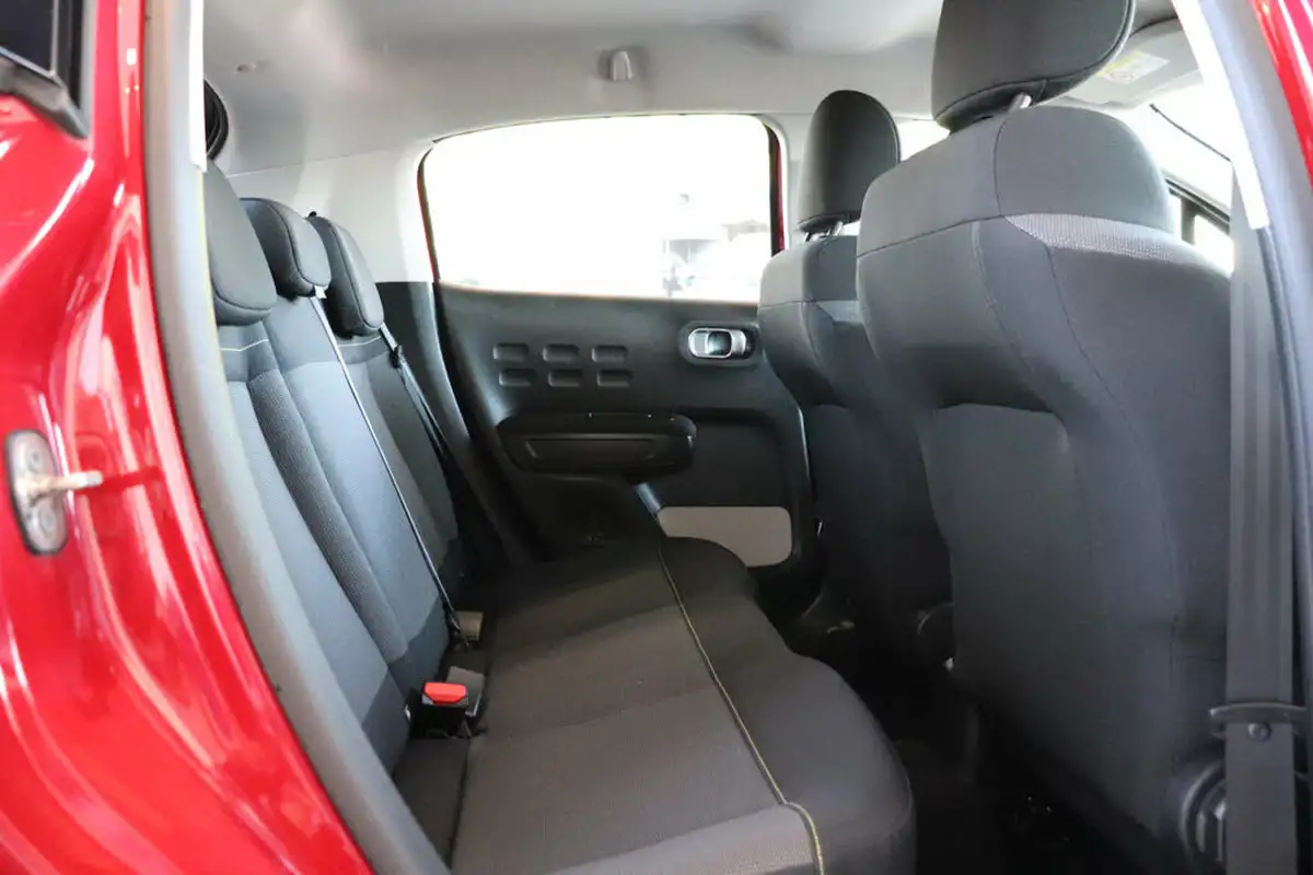 2018-citroen-c3-12-puretech-flair-110ps-ss-eat6-big-23
