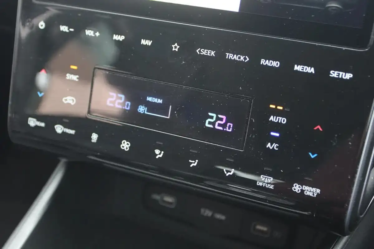 2024-hyundai-tucson-16-t-gdi-se-connect-230ps-hybrid-auto-big-22