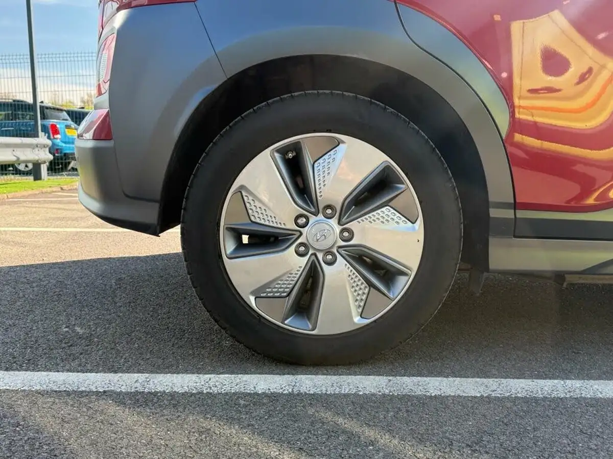 2021-hyundai-kona-e-premium-204ps-big-11