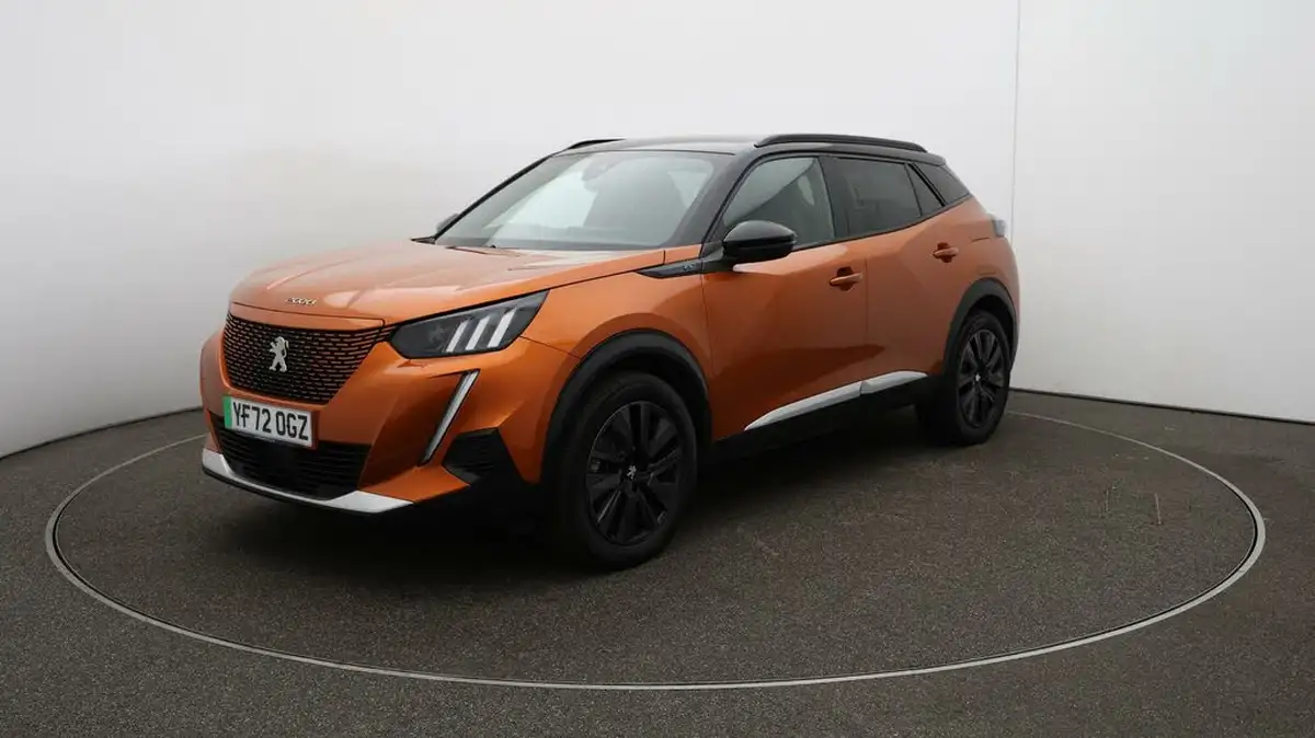 2022-peugeot-2008-suv-e-gt-premium-big-3