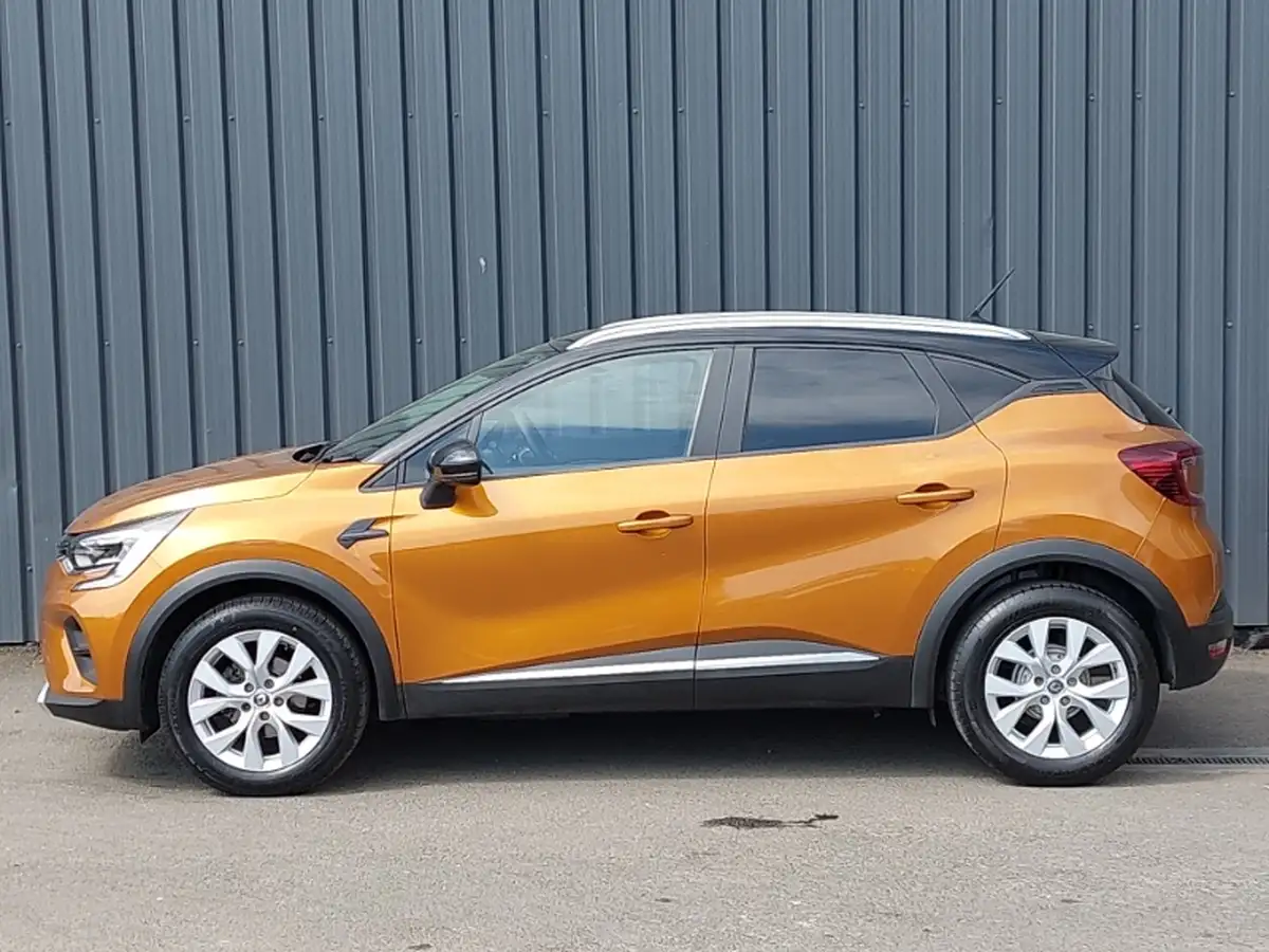 2022-dacia-sandero-10-sce-essential-big-3