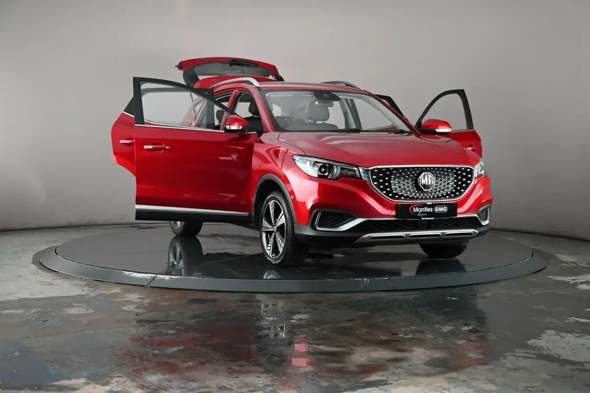 2020-mg-zs-suv-e-exclusive-ev-big-23