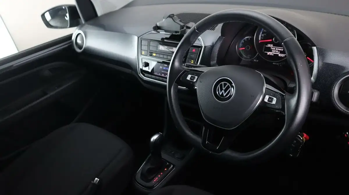 2022-volkswagen-up-e-e-up-big-8