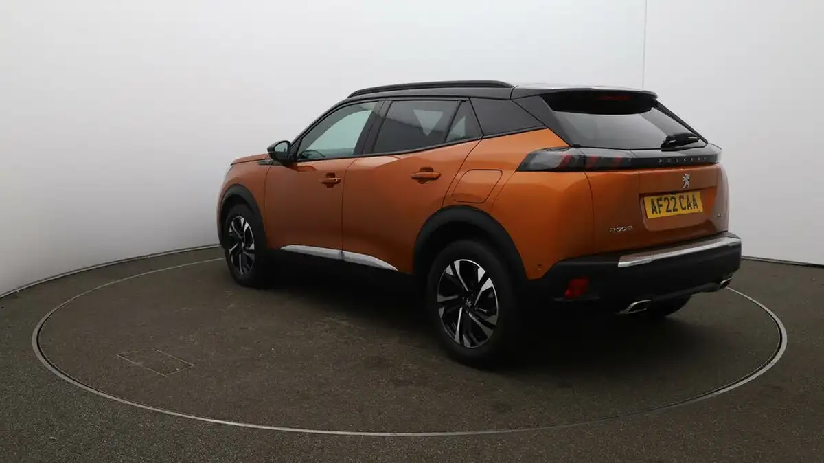 2022-peugeot-2008-suv-12-puretech-gt-big-57