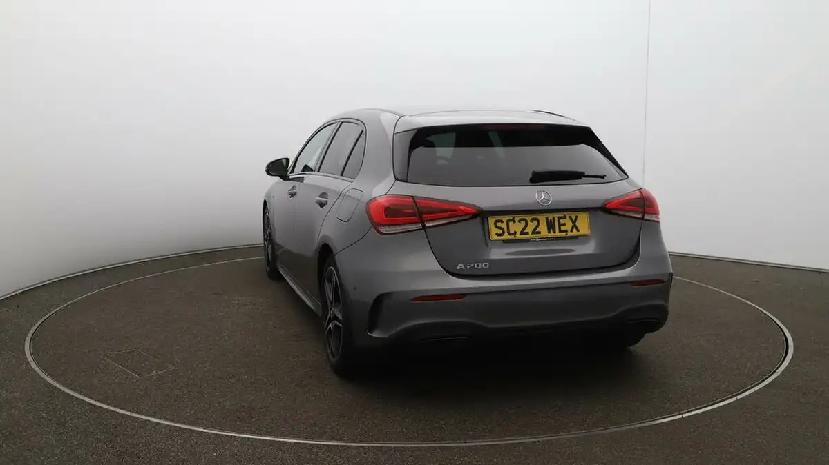 2022-mercedes-benz-a-class-13-a200-amg-line-executive-edition-hatchback-5d-7g-dct-big-52