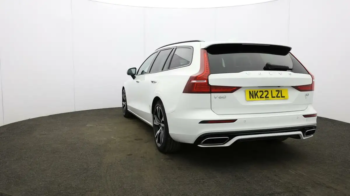 2022-volvo-v60-20-b3-r-design-161bhp-big-26