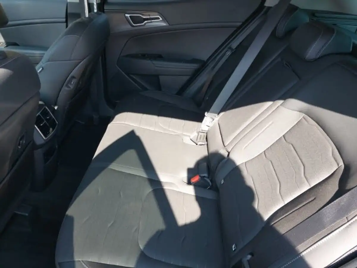 2024-kia-sportage-16-t-gdi-3-207bhp-hev-auto-big-5
