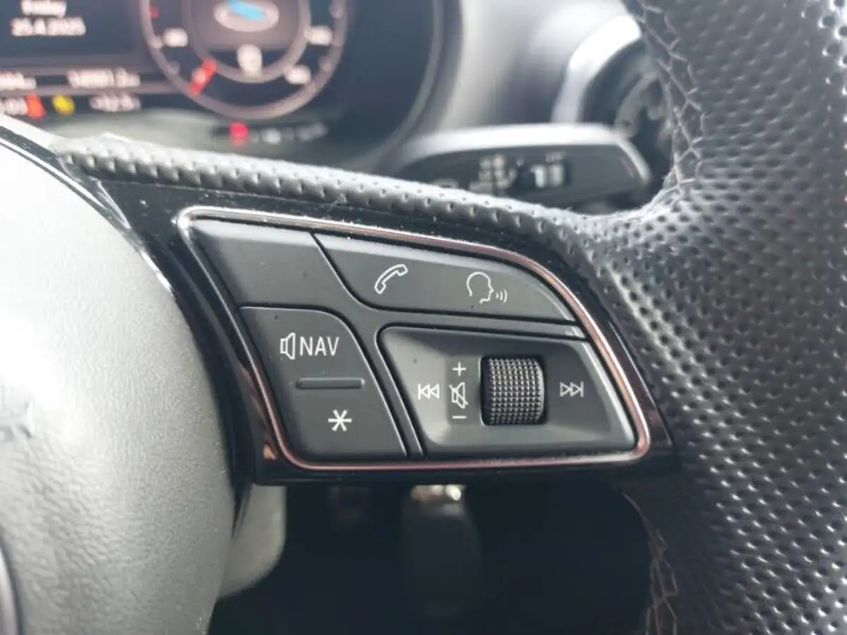 2022-audi-q2-15-35-tfsi-s-line-tronic-big-15