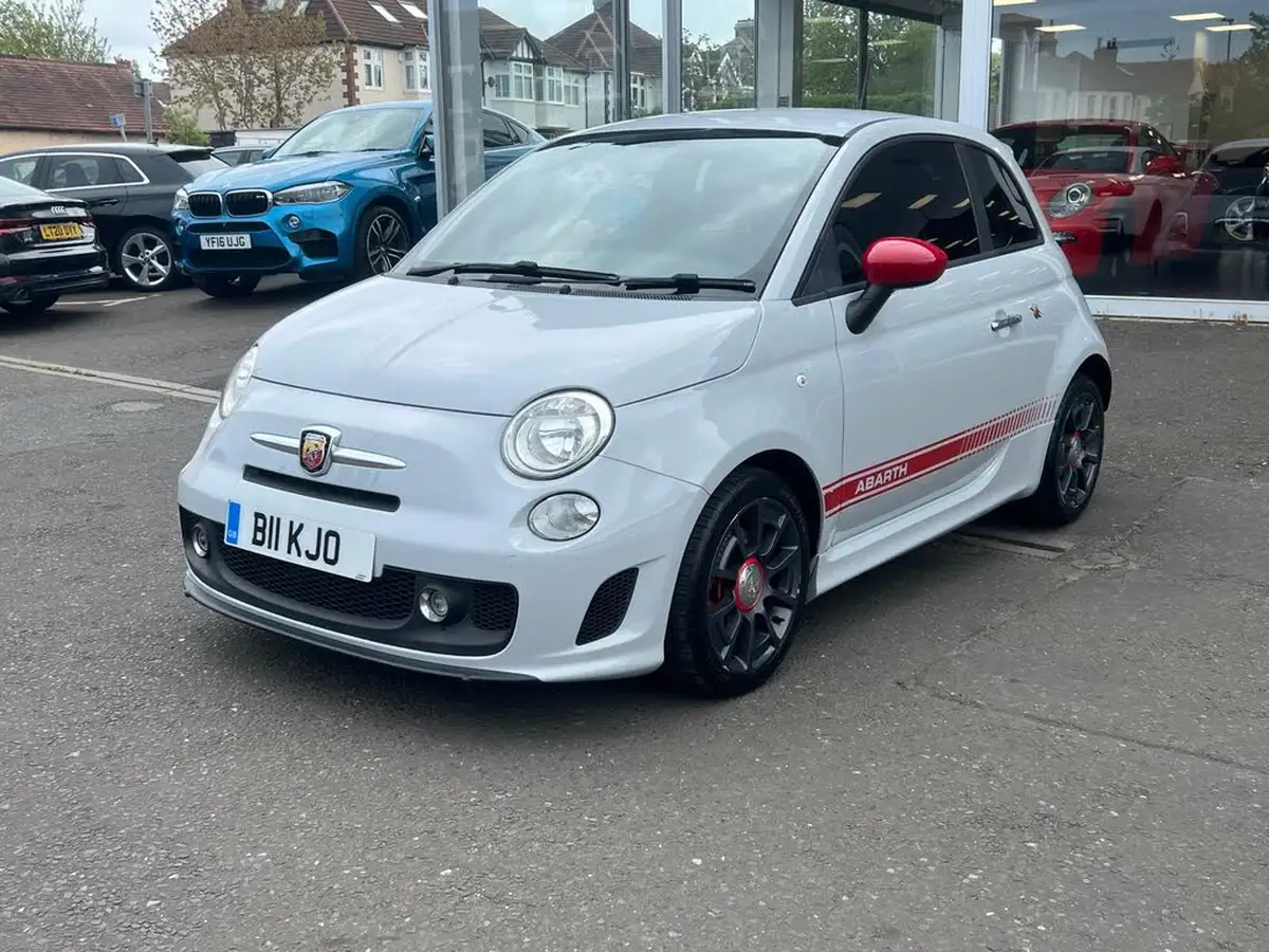 2015-abarth-500-14-tjet-595-big-4