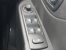 2017-renault-captur-09-tce-iconic-nav-small-18