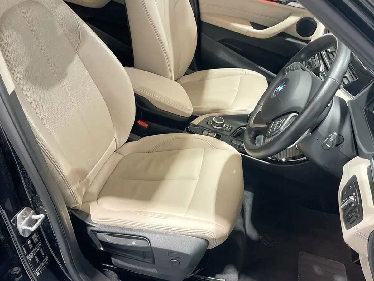 2019-bmw-x1-20-sdrive-20i-xline-sdrive20i-big-4