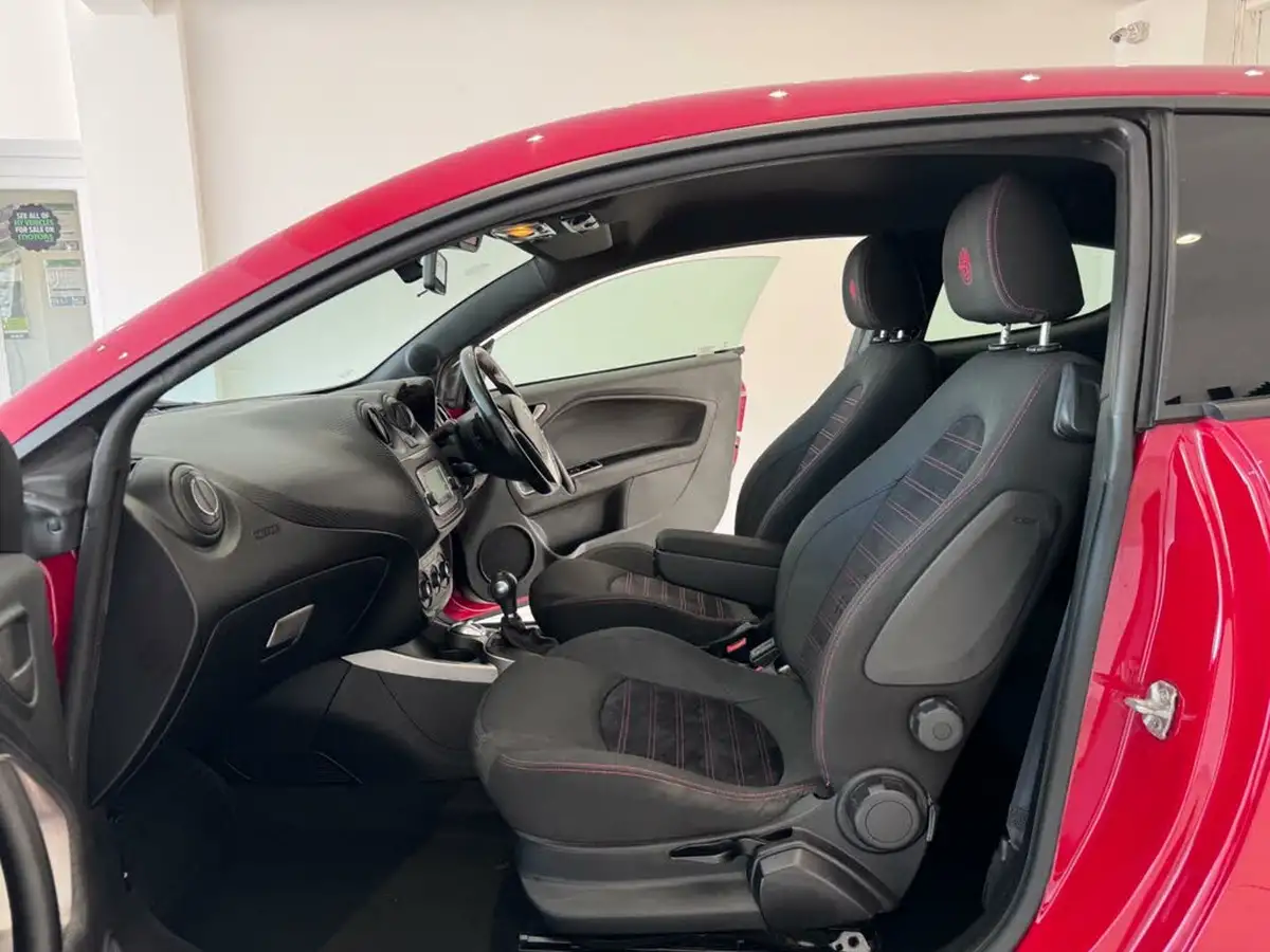 2017-alfa-romeo-mito-14-tb-multiair-veloce-big-8