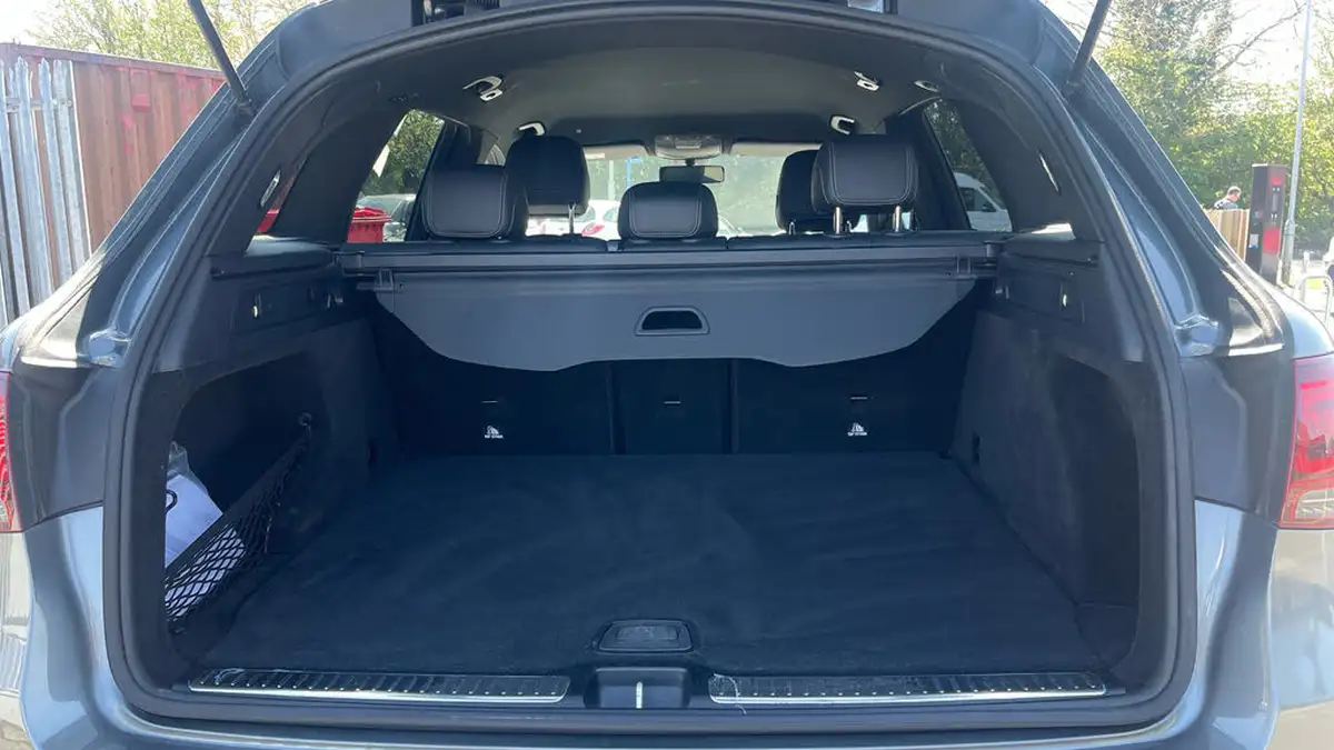 2021-mercedes-benz-glc-class-20-glc300-amg-line-272ps-eq-boost-station-wagon-5d-big-14