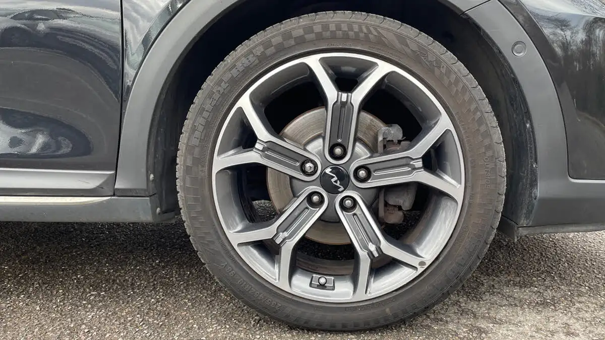 2022-kia-xceed-15-t-gdi-4-big-19