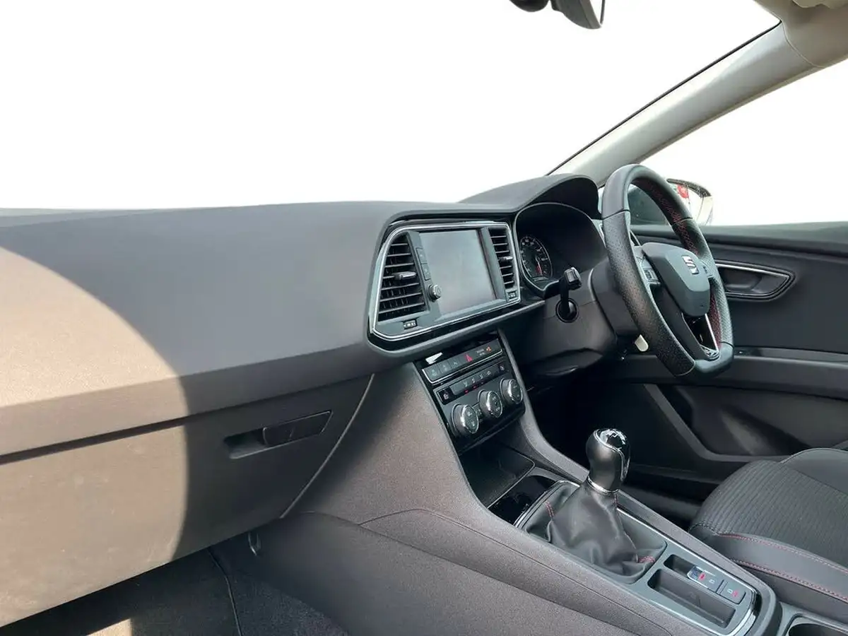 2020-seat-leon-15-tsi-evo-fr-130ps-hatchback-big-6
