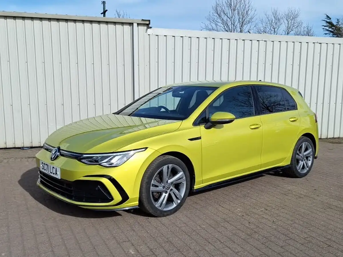 2022-volkswagen-golf-15-tsi-r-line-130ps-hatchback-big-11