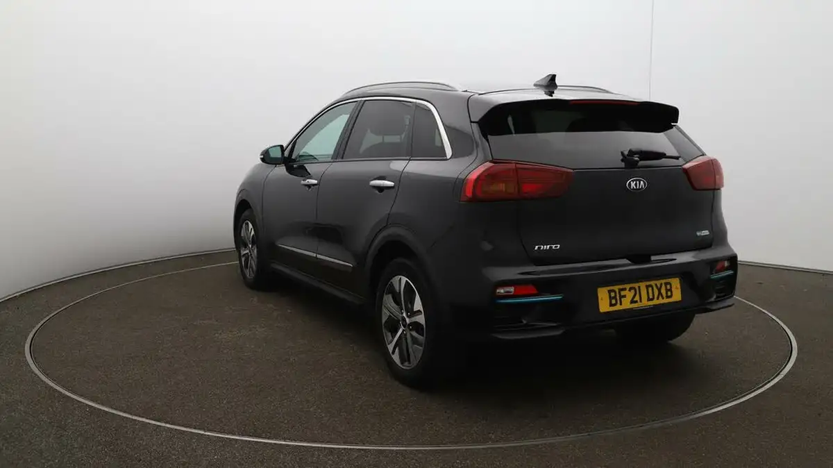 2021-kia-e-niro-ev-4-big-57